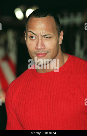 DWAYNE JOHNSON (aka The Rock) Ocean's Eleven PREMIERE MONDIALE WESTWOOD LOS ANGELES STATI UNITI D'AMERICA 05 Dicembre 2001 Foto Stock
