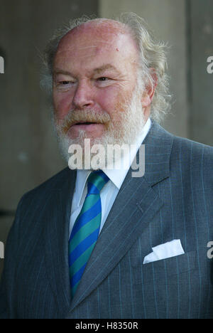 TIMOTHY WEST JOHN THAW memoriale di servizio ST MARTINS NEL CAMPO Londra Inghilterra 04 Settembre 2002 Foto Stock