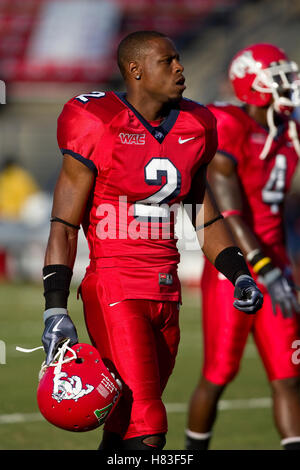 Sett. 18, 2009; Fresno, CA, Stati Uniti d'America; Fresno membro Bulldogs wide receiver Seyi Ajirotutu (2) prima il Boise State Broncos gioco al Bulldog Stadium. Boise State sconfitto Fresno membro 51-34. Foto Stock