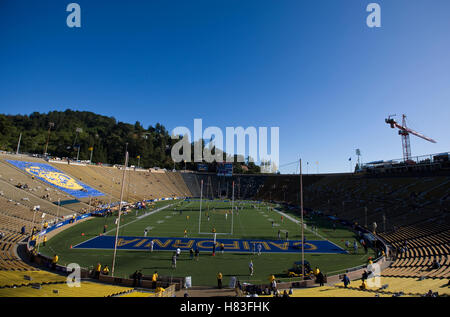 7 novembre 2009; Berkeley, CA, USA; Memorial Stadium prima della partita tra gli Oregon State Beavers e i California Golden Bears. Foto Stock