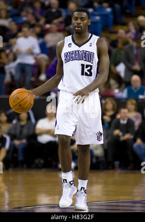 Novembre 29, 2009; sacramento, CA, Stati Uniti d'America; sacramento kings guard tireke Evans (13) durante il terzo trimestre contro i new orleans hornets di arco arena. sacramento sconfitto new orleans 112-96. Foto Stock