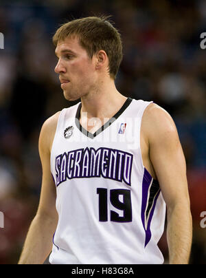 Febbraio 28, 2010; Sacramento, CA, Stati Uniti d'America; Sacramento Kings guard Beno Udrih (19) durante il secondo trimestre contro i Los Angeles Clippers di arco Arena. Sacramento sconfitto Los Angeles 97-92. Foto Stock