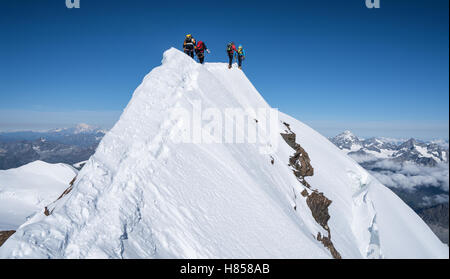 Sul Liskamm traversa, Monte Rosa imponenti montagne, Staffal, Alpi, Italia, Europa, UE Foto Stock