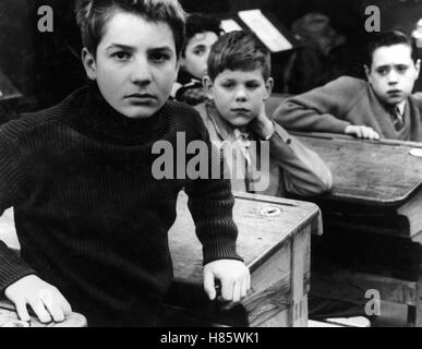 Sie küßten und sie schlugen ihn, (Les Quatre cento colpi di stato) F 1958, Regie: Francois Truffaut, JEAN-PIERRE LEAUD, Stichwort: Schulbank Foto Stock