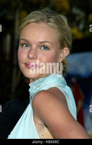 KATE BOSWORTH BLUE CRUSH Premiere mondiale universale di Burbank anfiteatro di LOS ANGELES USA 08 Agosto 2002 Foto Stock