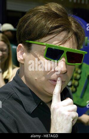 MIKE MYERS Shrek 4-D'attrazione PREMIERE gli Universal Studios di Los Angeles USA 10 Maggio 2003 Foto Stock