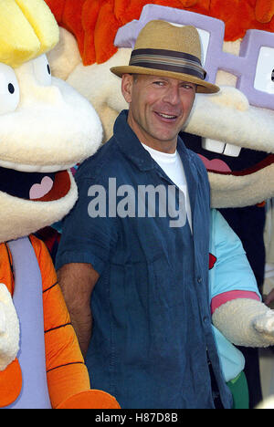 BRUCE WILLIS & RUGRATS RUGRATS GO WILD WORLD PREMIER Glossari Affini cupola HOLLYWOOD LOS ANGELES STATI UNITI D'AMERICA 01 giugno 2003 Foto Stock