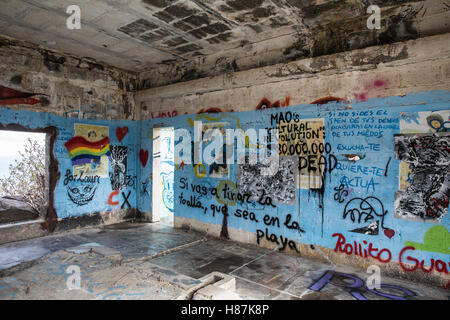 Graffiti in corrispondenza del punto di vista di Las Teresitas (Tenerife - Spagna) Foto Stock