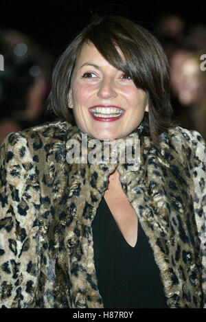 DAVINA MCCALL NATIONAL TELEVISION AWARDS 200 ROYAL ALBERT HALL LONFON INGHILTERRA 28 Ottobre 2003 Foto Stock