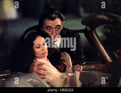 Tote schlafen besser, (IL BIG SLEEP) GB 1978, Regie: Michael Winner, SARAH MIGLIA. ROBERT MITCHUM, Stichwort: Cabrio Foto Stock