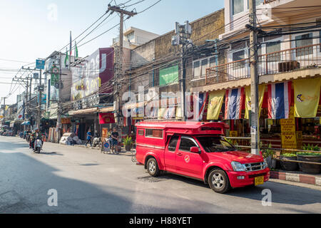 Trasporto tradizionale Songthaew a Chiang mai, Tailandia Foto Stock