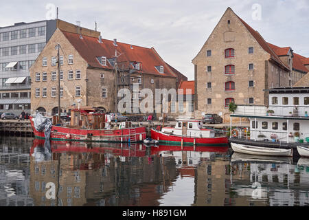 Christianshavn canal a Copenhagen, Danimarca Foto Stock