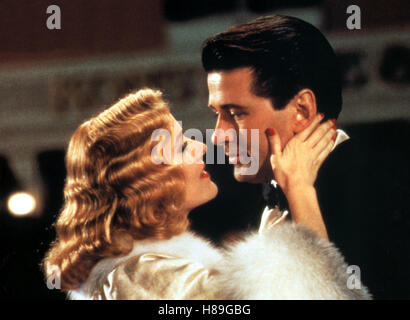 Ombra und der Fluch des Khan, (l'ombra) USA 1994, Regie: Russell Mulcahey, PENELOPE ANN MILLER, Alec Baldwin, Stichwort; Paar, Umarmung, Kuß Foto Stock