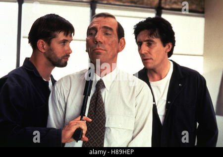 Die üblichen Verdächtigen, (i soliti sospetti) USA 1995, Regie: Bryan Singer, STEPHEN BALDWIN, Pete Postlethwaite, Gabriel Byrne, Stichwort: Schalldämpfer, pistole, Waffe Foto Stock