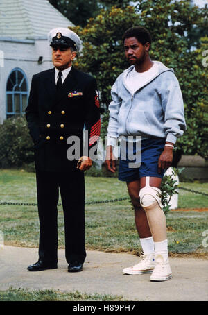 Gli uomini di onore, (UOMINI D'ONORE) USA 2000, Regie: George Tillman Jr, Robert De Niro, Cuba Gooding JR, Stichwort: Marinekapitän, uniforme, Knieverletzung, Verband Foto Stock