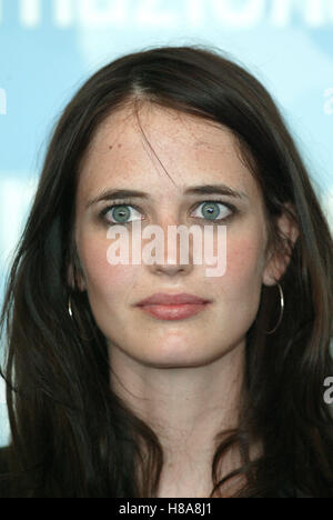 EVA GREEN THE DREAMERS PHOTOCALL 60ESIMO FESTIVAL DEL CINEMA DI VENEZIA ITALIA 01 Settembre 2003 Foto Stock