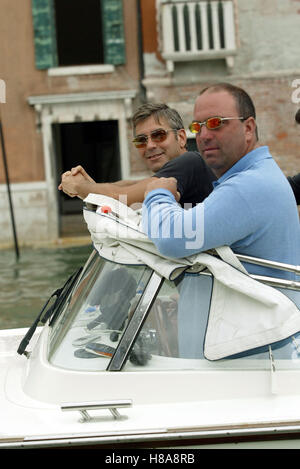 GEORGE CLOONEY George Clooney arriva Venezia 60ESIMO FESTIVAL DEL CINEMA DI VENEZIA ITALIA 01 Settembre 2003 Foto Stock