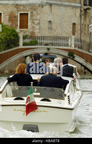 GEORGE CLOONEY George Clooney arriva Venezia 60ESIMO FESTIVAL DEL CINEMA DI VENEZIA ITALIA 01 Settembre 2003 Foto Stock