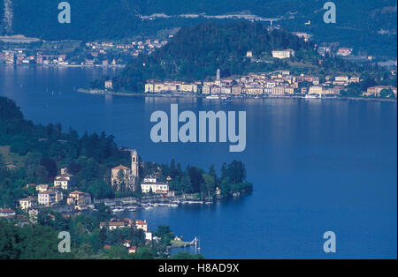 Vista di Tremezzo in primo piano e il Bellagio nel retro, Vista panoramica, lago di Como, laghi italiani, Lombardia, Italia, Europa Foto Stock