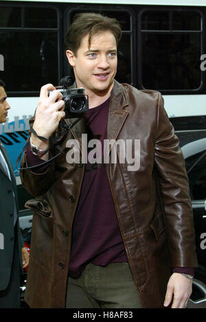 BRENDAN FRASER LOONEY TUNES: TORNA IN AZIONE Chinese Theatre Hollywood LA USA 09 Novembre 2003 Foto Stock