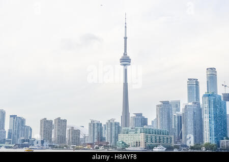 Toronto, Canada - 24 Settembre 2016: Toronto Downtown e CN tower, Canada Foto Stock