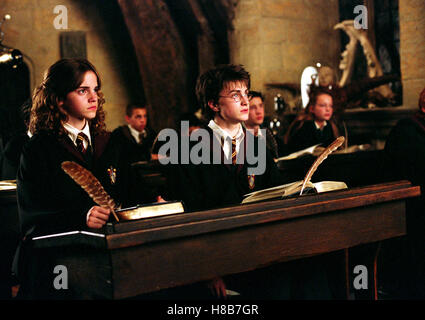 Harry Potter und der Gefangene von Askaban, (Harry Potter e il prigioniero di Azkaban) USA 2004, Regie: Alfonso Cuaron, Emma Watson, Daniel Radcliffe, Chiave: Schule, Schulbank Foto Stock