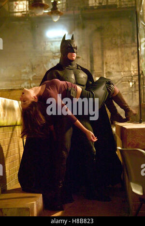 Batman Begins, (BATMAN BEGINS) USA 2005, Regie: Christopher Nolan, Christian Bale, Katie Holmes, Chiave: Maske, Kostüm Foto Stock