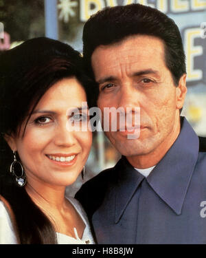 American Me - Das Gesetz der Gewalt, (AMERICAN ME) USA 1992, Regie: Edward James Olmos, EVELINA FERNANDEZ, Edward James Olmos Foto Stock