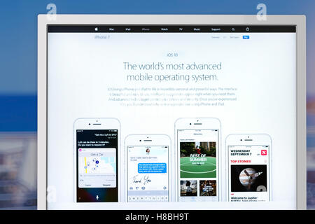 Cupertino, Stati Uniti - 7 Ottobre 2016: iPhone 7 con iOS 10 su Apple Inc. sito. Nuovo high-tech smartphone Foto Stock