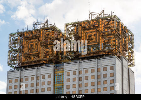 La decorazione sulla costruzione del Presidium della Accademia Russa delle Scienze a Mosca Foto Stock