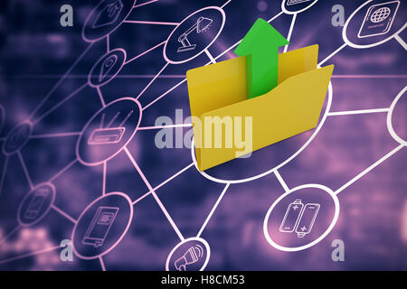 Immagine composita della cartella gialla con il caricamento di simbolo a forma di freccia Foto Stock