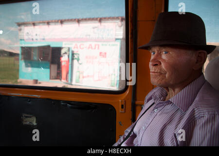 Kyrgyzstan - immagini - Persone di viaggio in Asia centrale Foto Stock