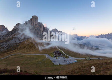 La Gusela, Nuvolao gruppe, Alto Adige, Dolomiti, Passo Giau, Dolomiti, Italia Foto Stock