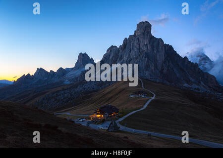 La Gusela, Nuvolao gruppe, Alto Adige, Dolomiti, Passo Giau, Dolomiti, Italia Foto Stock