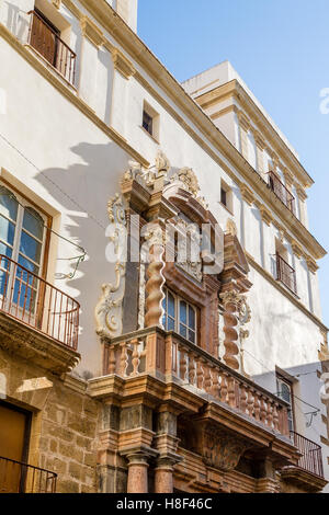 Antico balcone a Siviglia Spagna Foto Stock