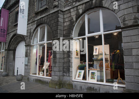 Craft Studios, Kilkenny Design Centre, Castello di cantiere, Irlanda Foto Stock