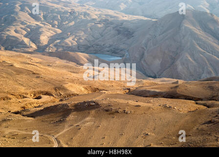 Wadi Al Hasa con Tannur dam, Karak/Tafilah Provincia, Giordania Foto Stock