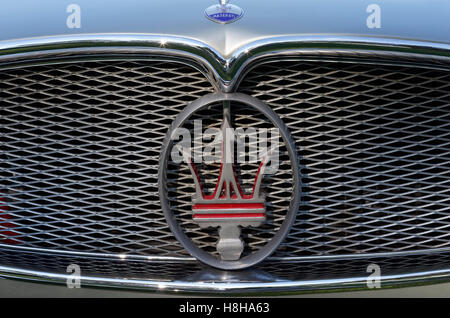 Emblema di Maserati, modello A6G 54 Coupe 2000, costruita nel 1956, Italiano auto d'epoca, Schloss Dyck Classic giorni 2016 Jüchen Foto Stock