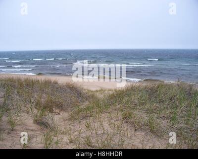 Lago Superiore linea del litorale vicino a Marquette, Michigan Foto Stock