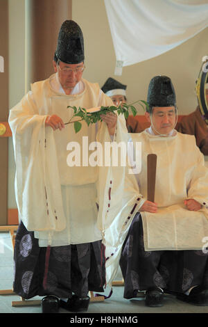 Giappone, Kyoto, Zuiki festival, Kabuto nessuna cerimonia Gokuhosen, lo shintoismo sacerdoti, Foto Stock