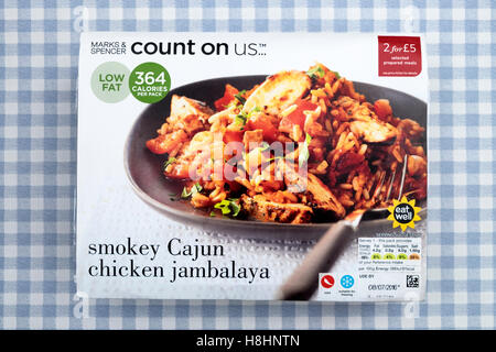 Marks & Spencer contare su di noi smokey pollo Cajun jambalaya Foto Stock