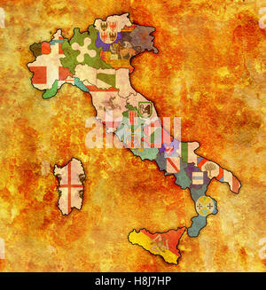 Tutte le regioni sulla mappa di amministrazione di Italia con bandiere Foto Stock