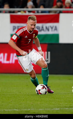 BUDAPEST, Ungheria - 13 novembre: Balazs Dzsudzsak di Ungheria controlla la sfera durante il 2018 FIFA World Cup Qualifier match tra Ungheria e il Principato di Andorra a Groupama Arena il 13 novembre 2016 a Budapest, Ungheria. Foto Stock