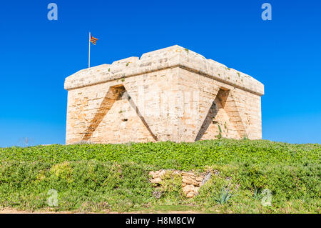 Torre di difesa sulla costa di Maiorca Foto Stock