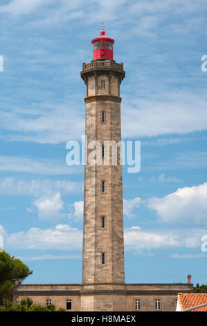Phare des Baleines, il faro di balene, costruito nel 1849 e 1854, Saint-Clément-des-Baleines, Ile de Ré, Vandee, Francia Foto Stock