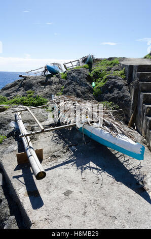 Polinesiana canoa outrigger, Uluvehu, Niue, South Pacific Oceania Foto Stock