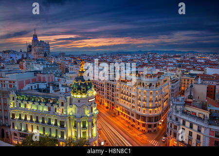 Madrid. Immagine di panorama urbano di Madrid, Spagna durante il tramonto. Foto Stock