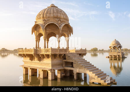 Gadi Sagar - lago artificiale in Jaisalmer, Rajasthan, India Foto Stock