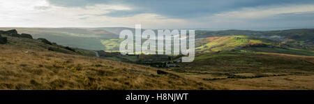 Autunno pennine sunrise uppermill mattina presto sunrise inversione di temperatura Foto Stock