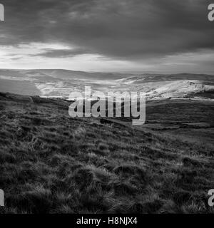 Autunno pennine sunrise uppermill mattina presto sunrise inversione di temperatura Foto Stock